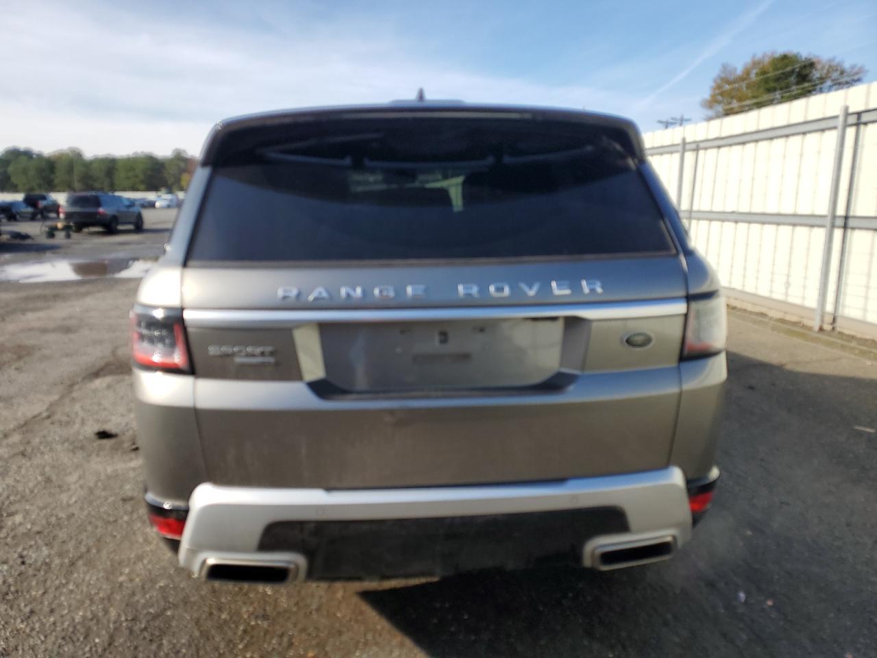 2018 Land Rover Range Rover - Image 6