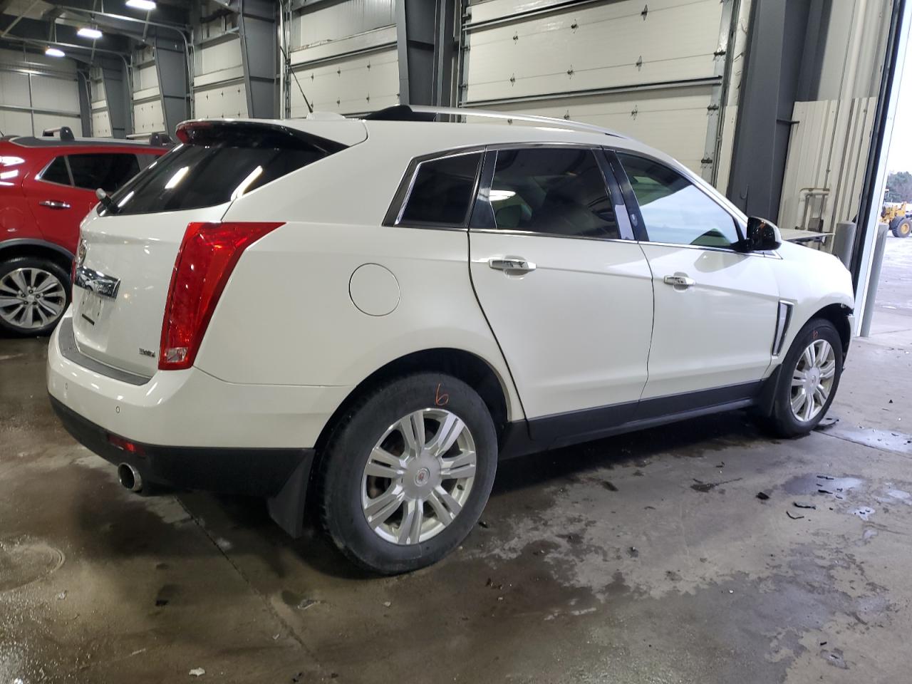 2015 Cadillac SRX - Image 3