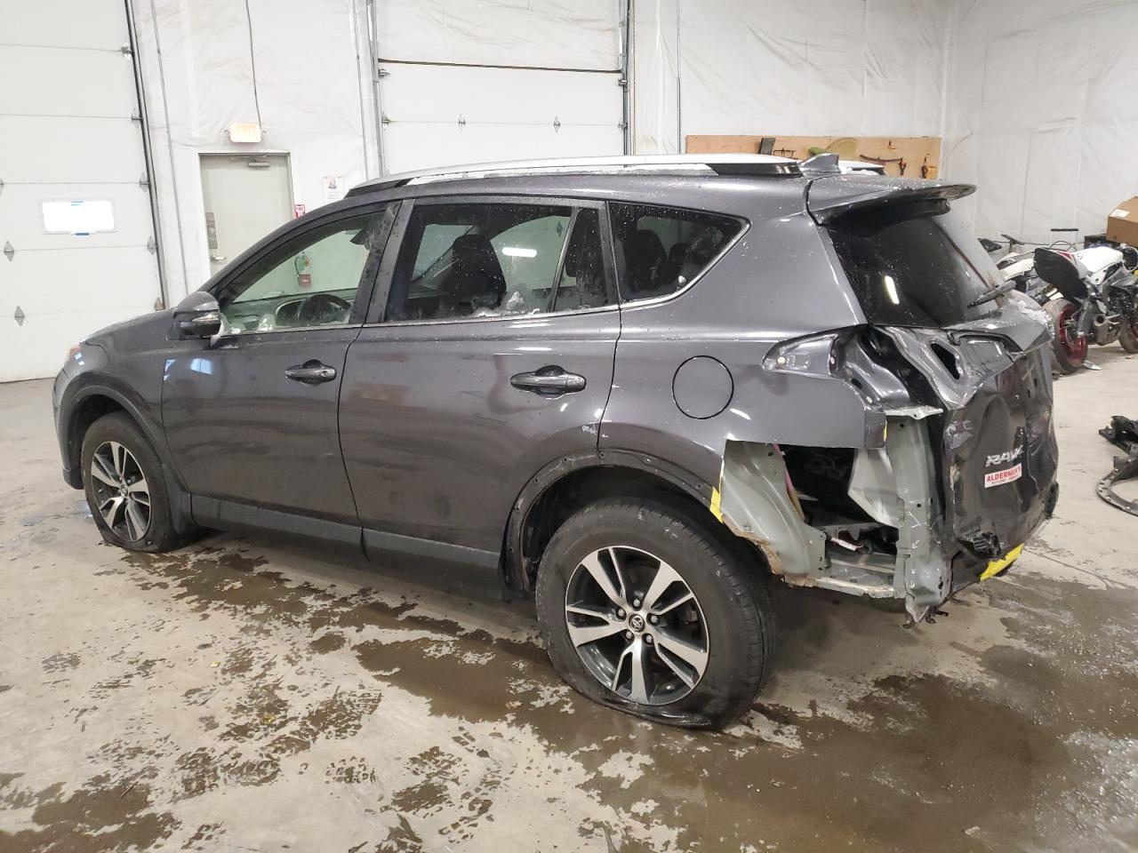 VIN JTMRFREV0HJ147228 2017 TOYOTA RAV4 no.2