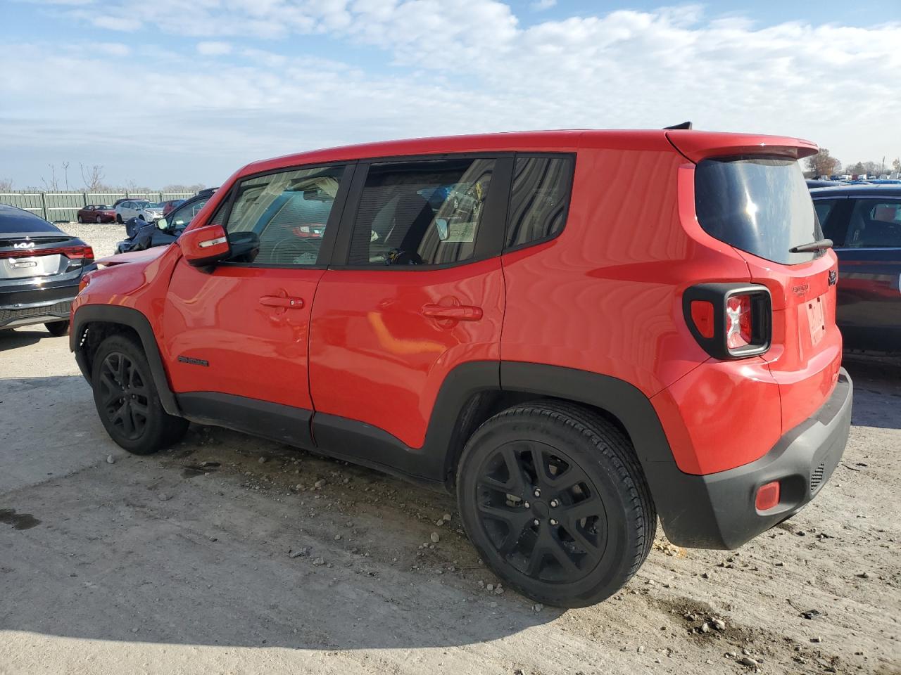 2018 Jeep Renegade - Image 2