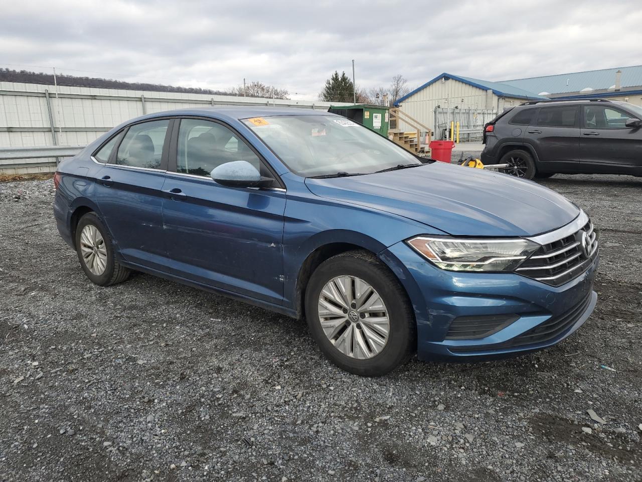 2019 Volkswagen Jetta - Image 4