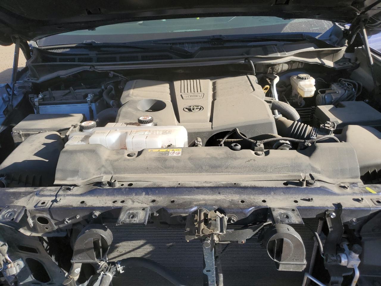 2023 Toyota Tundra - Image 11