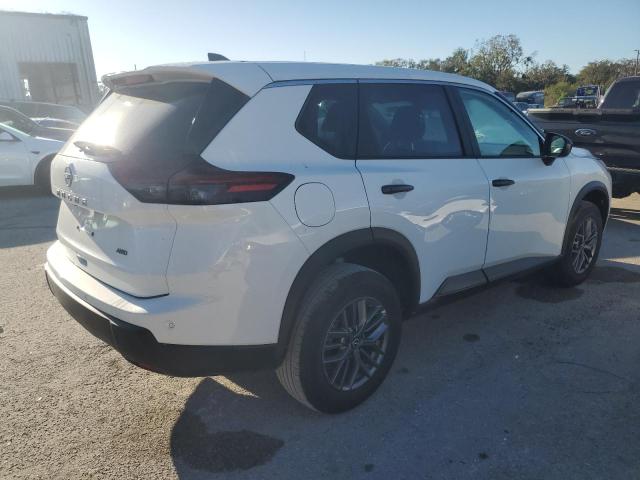  NISSAN ROGUE 2024 White