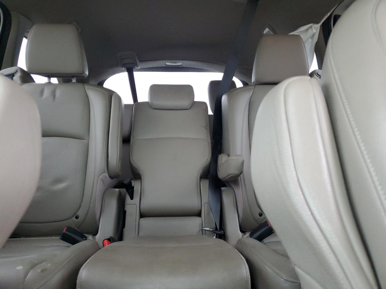 2018 Honda Odyssey - Image 10