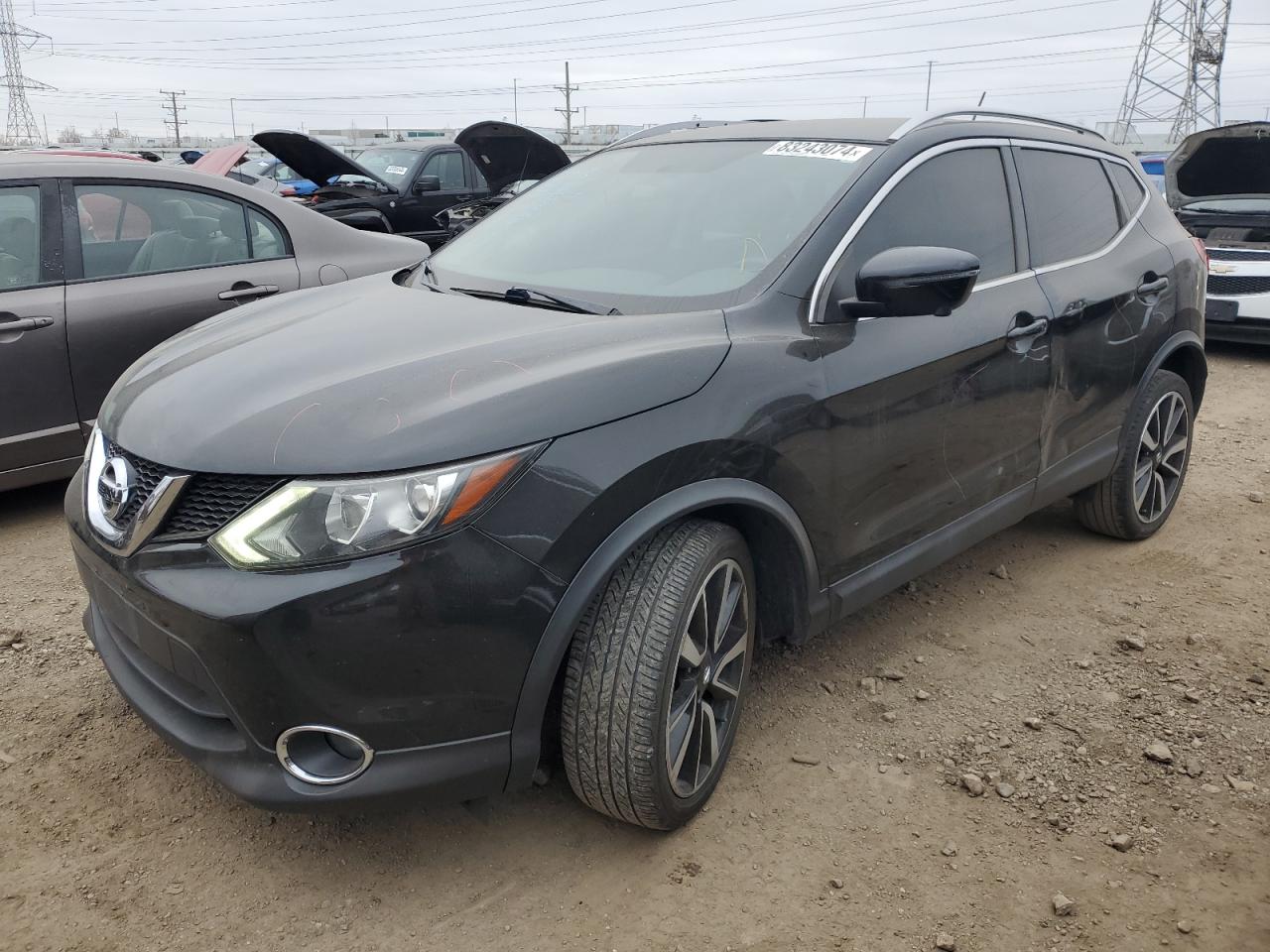 2017 Nissan Rogue - Image 1