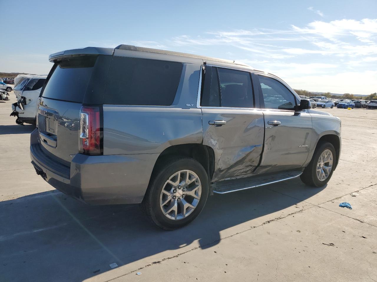 2019 GMC Yukon - Image 3