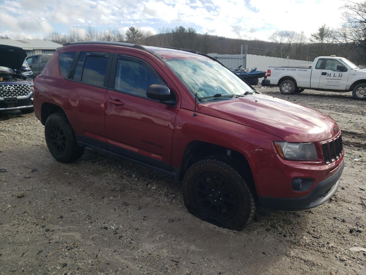 VIN 1C4NJDBB3GD662036 2016 JEEP COMPASS no.4