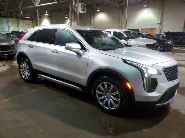  CADILLAC XT4 2022 Сріблястий