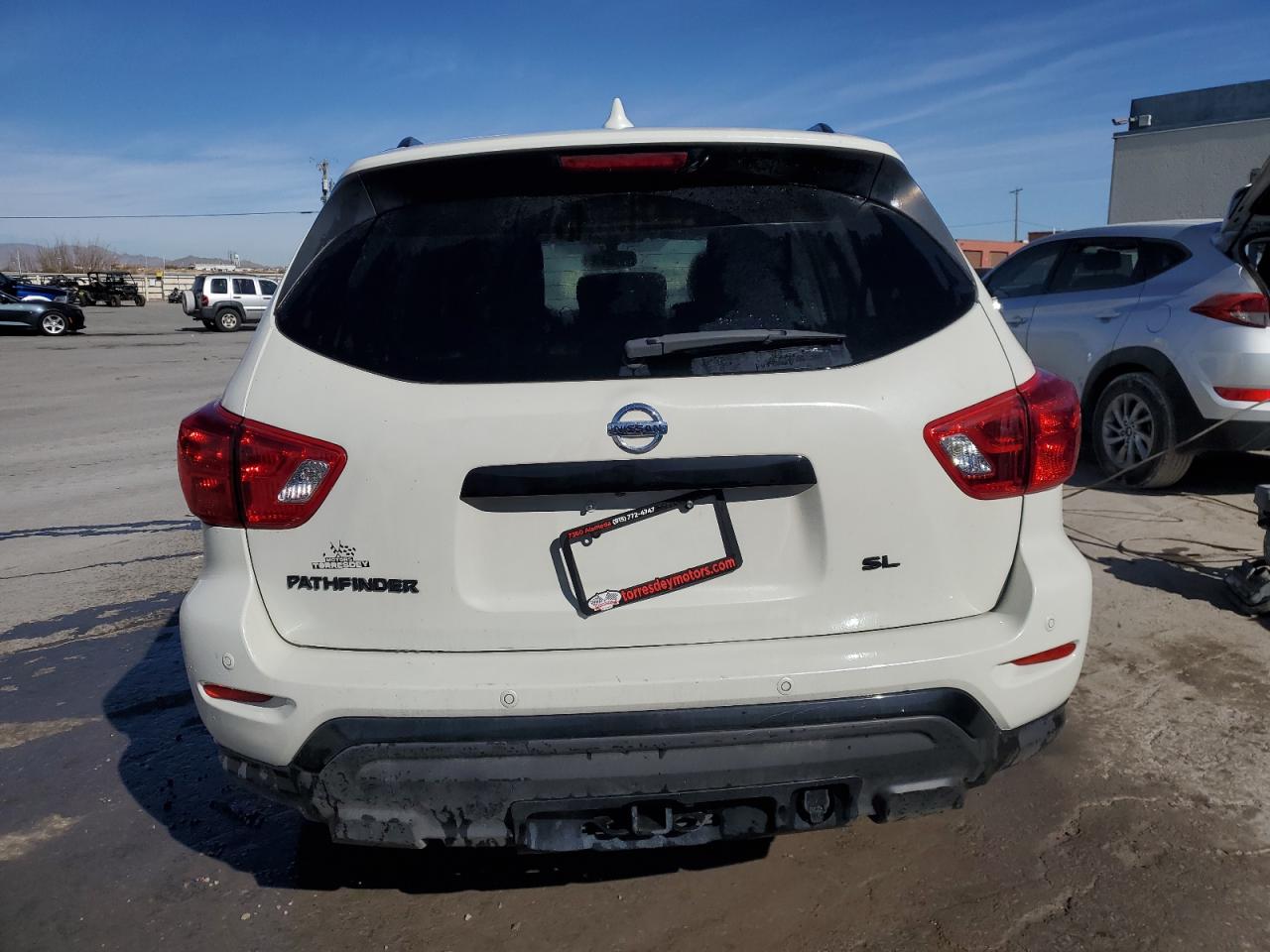 2019 Nissan Pathfinder - Image 6