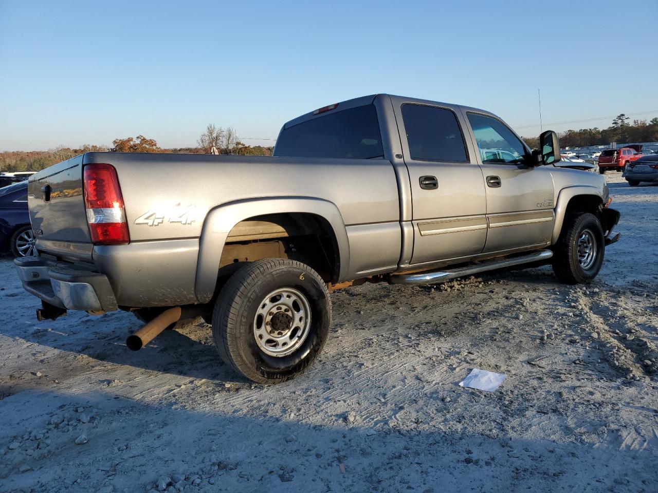 2006 Chevrolet Silverado - Image 3