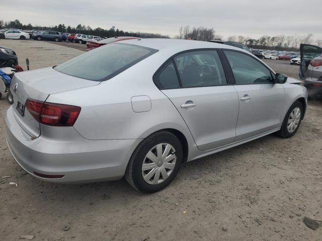 Sedans VOLKSWAGEN JETTA 2016 Srebrny