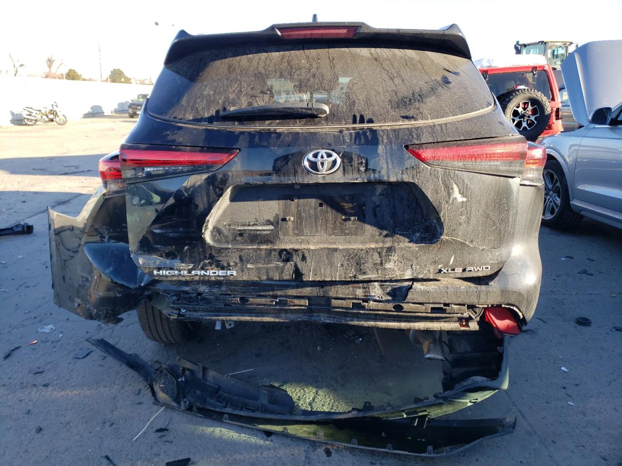 2021 Toyota Highlander - Image 6