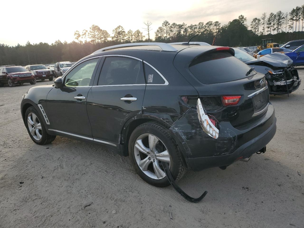 2011 Infiniti FX - Image 2