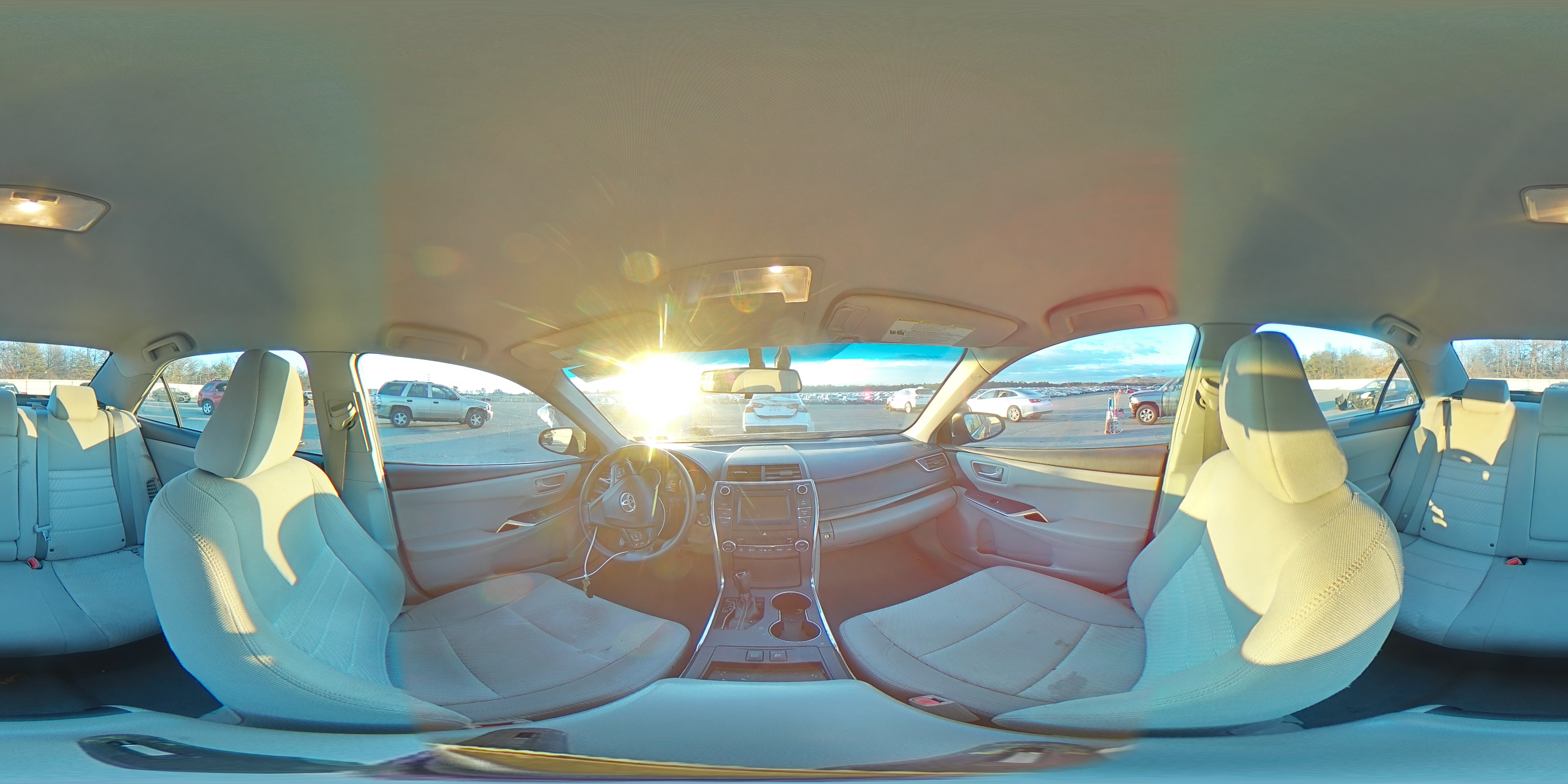 2016 Toyota Camry - Image 12