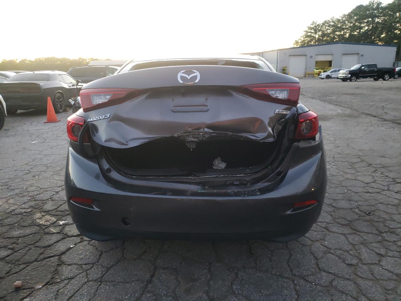2018 Mazda 3 Sport VIN: 3MZBN1U7XJM213539 Lot: 82877174
