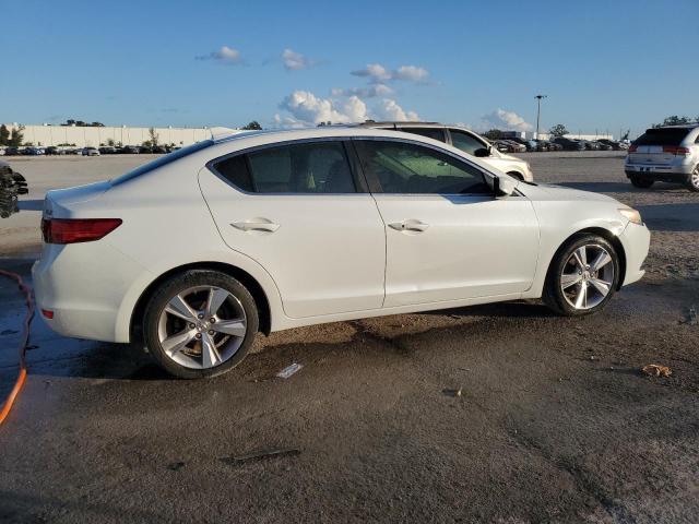  ACURA ILX 2013 Белы