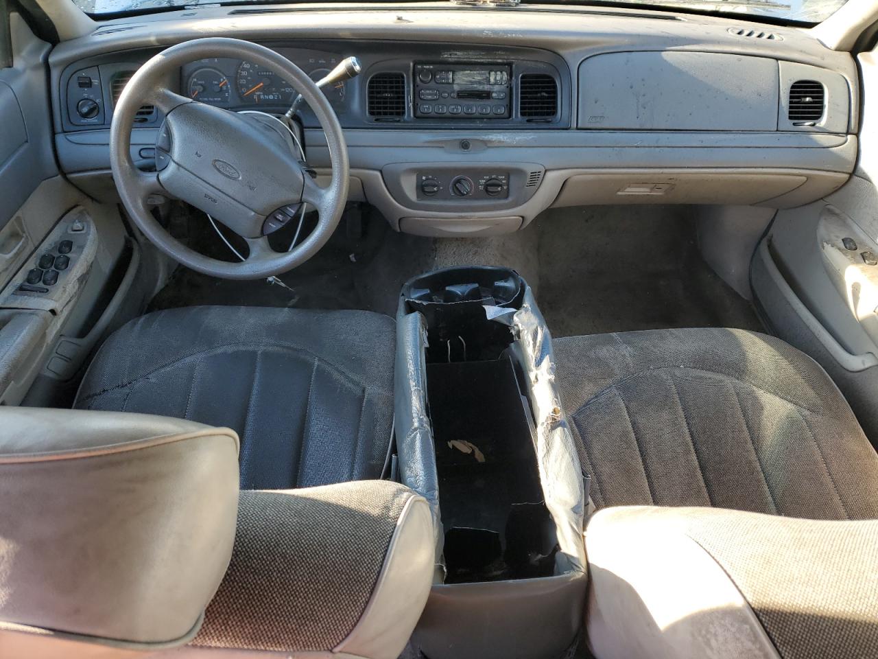 1997 Ford Crown Victoria - Image 8