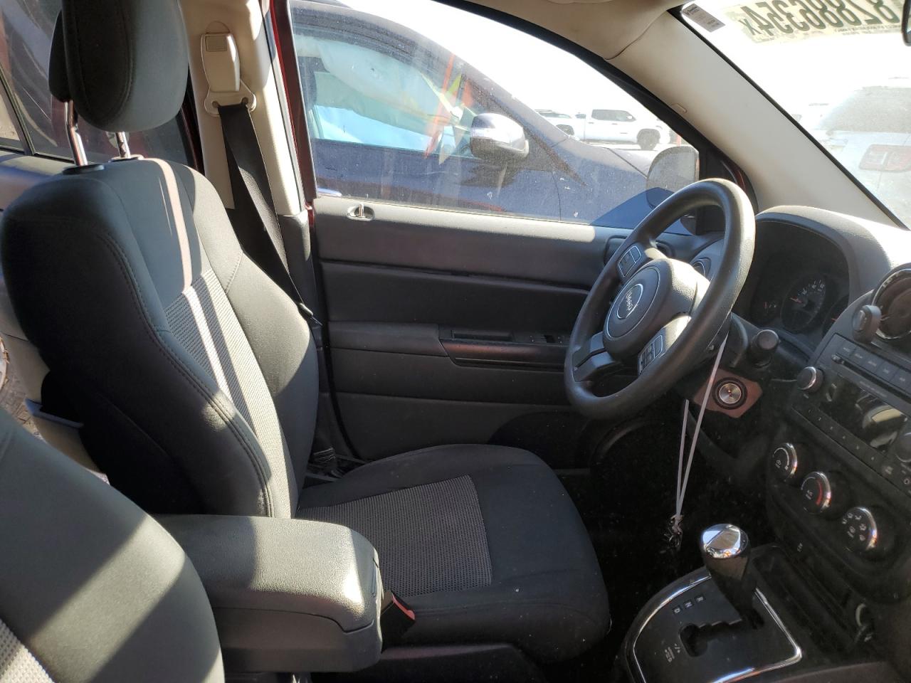 2012 Jeep Compass - Image 7