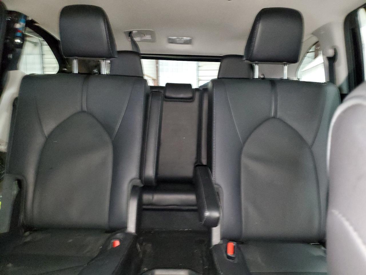 2021 Toyota Highlander - Image 10