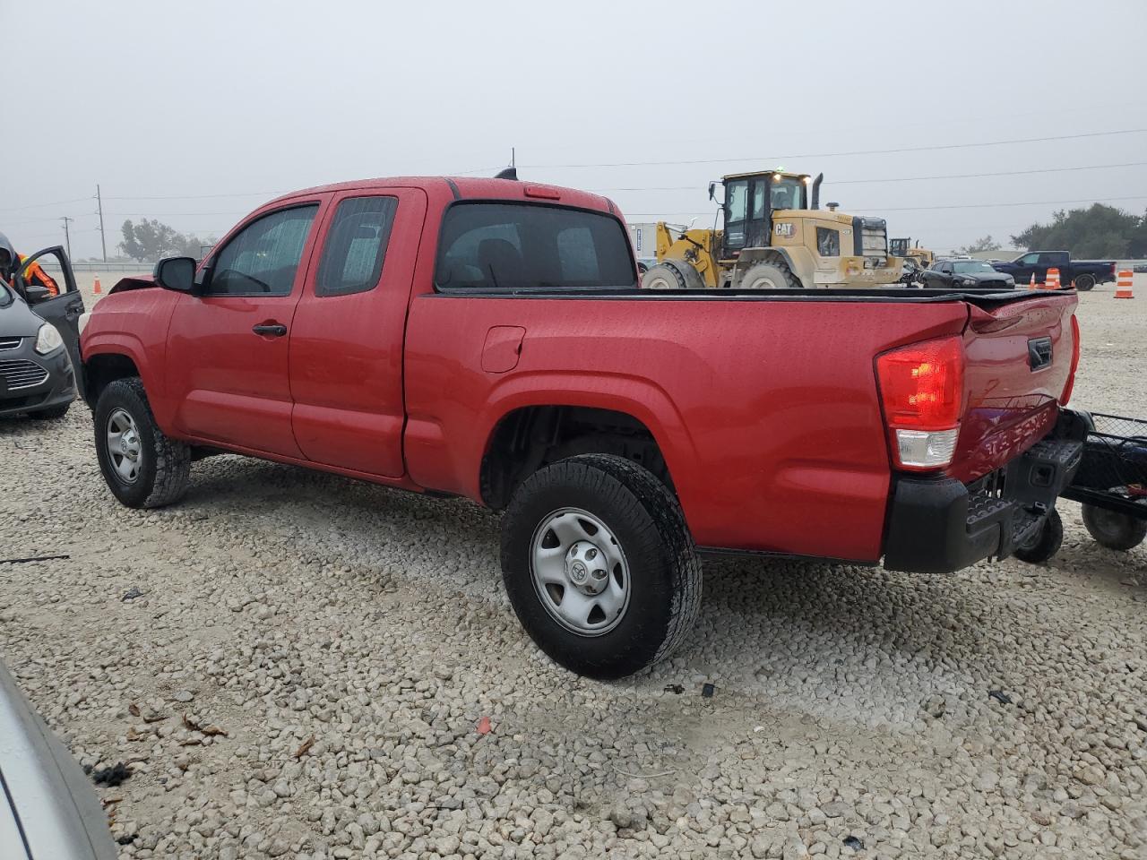 2016 Toyota Tacoma - Image 2