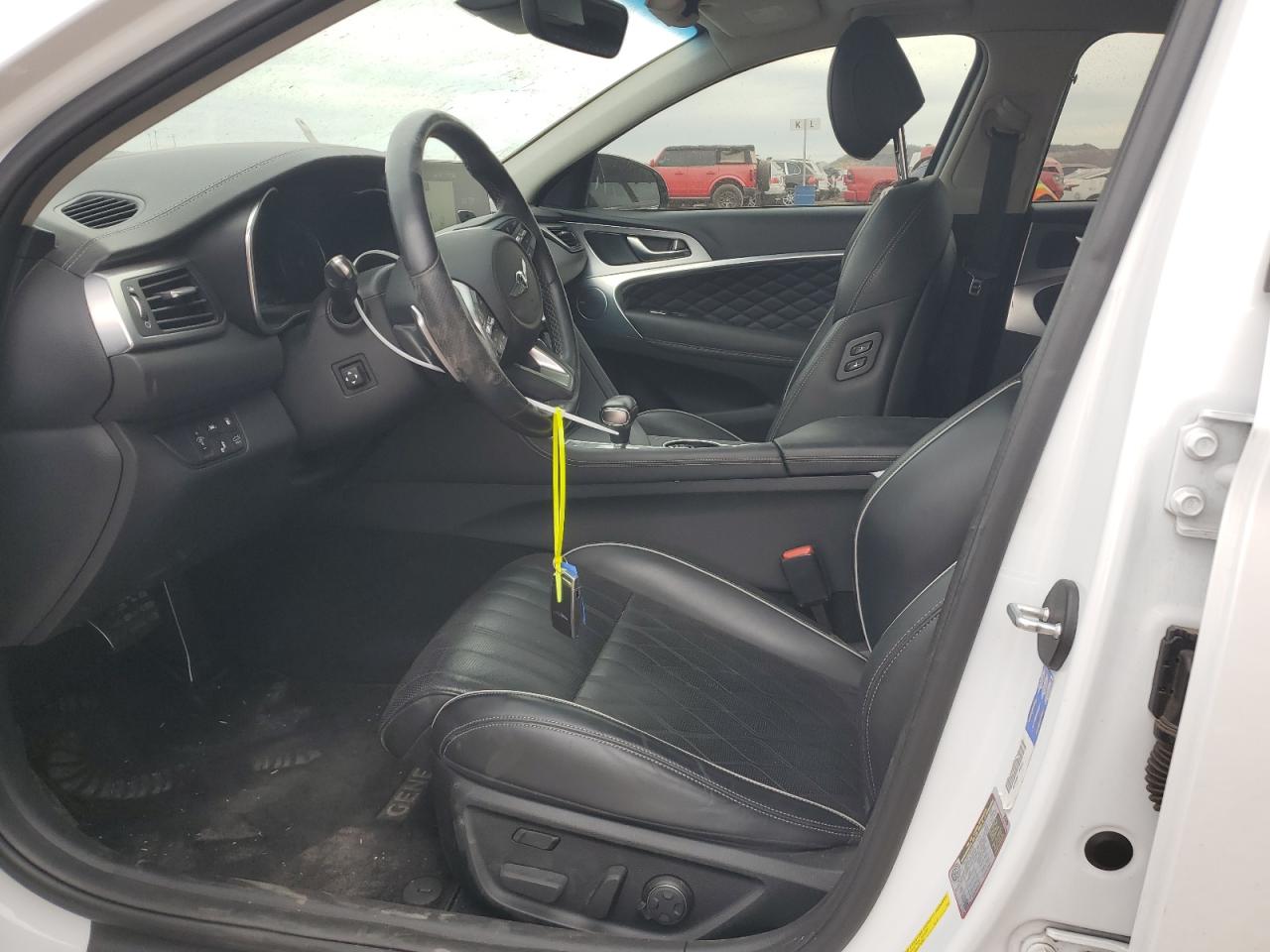 2020 Genesis G70 - Image 7