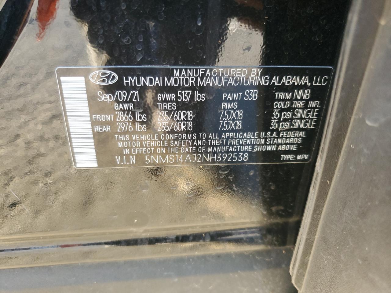 2022 Hyundai Santa Fe - Image 13