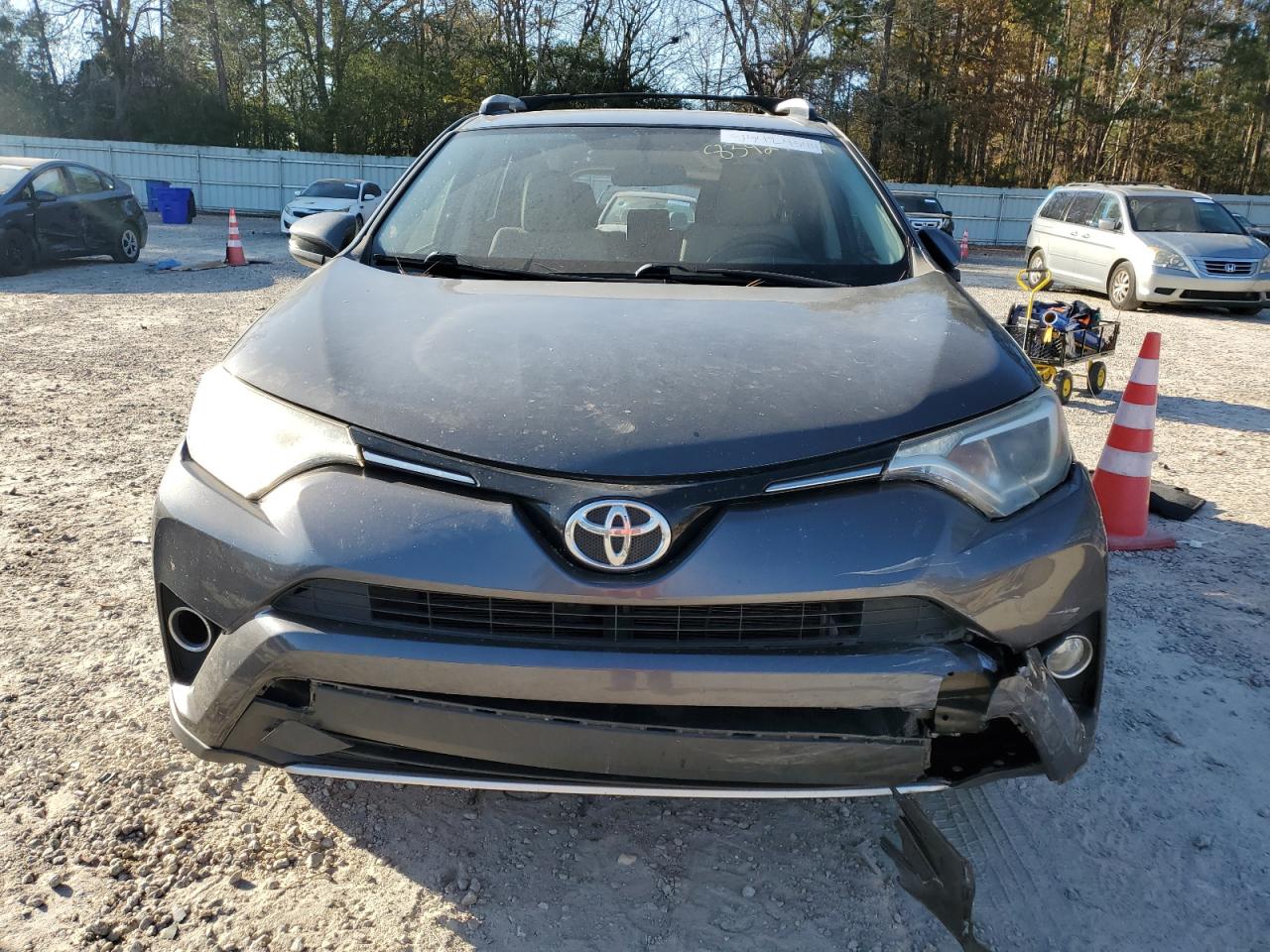 VIN JTMWFREV3GJ068959 2016 TOYOTA RAV4 no.5