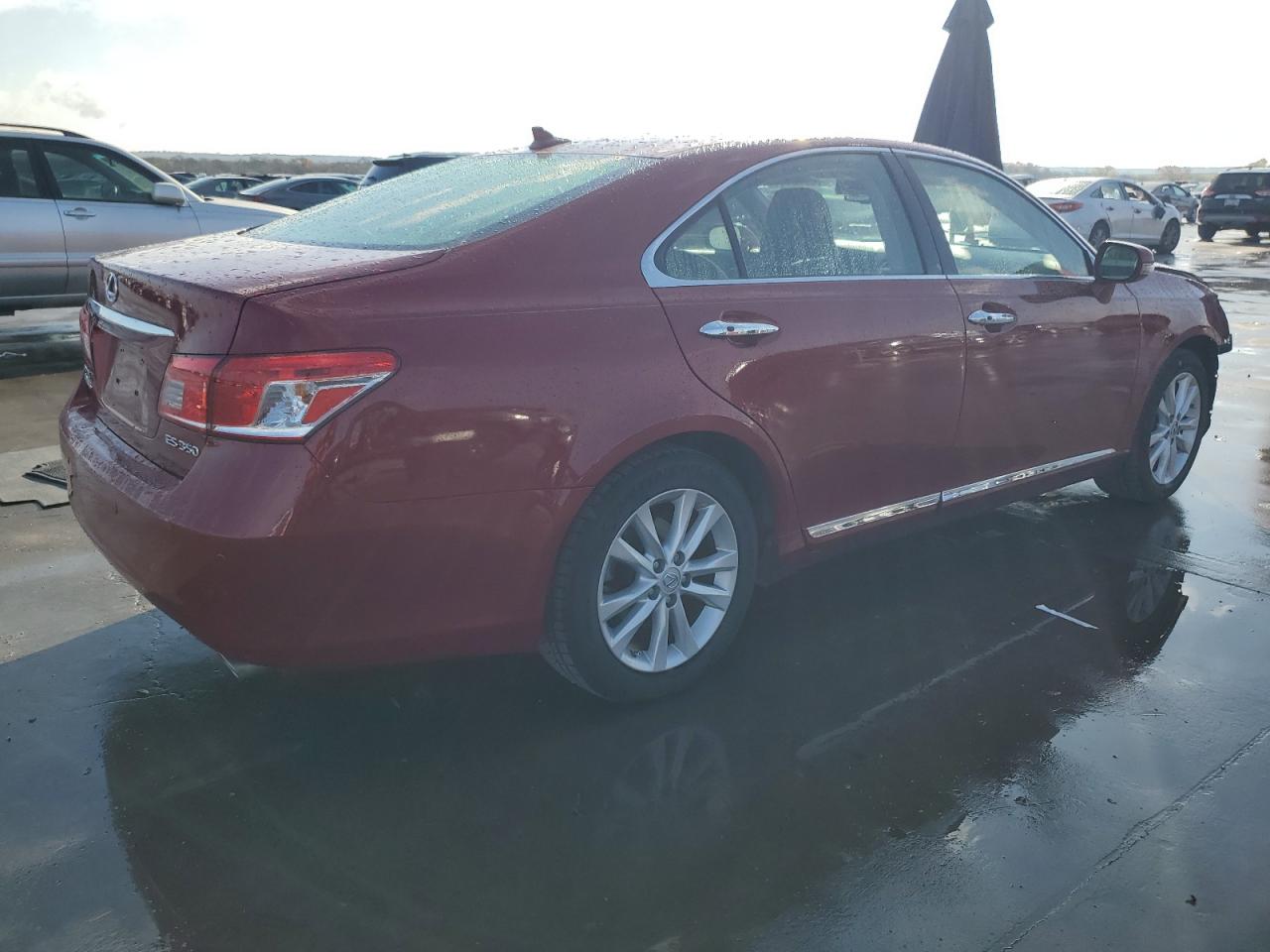 2010 Lexus ES - Image 3