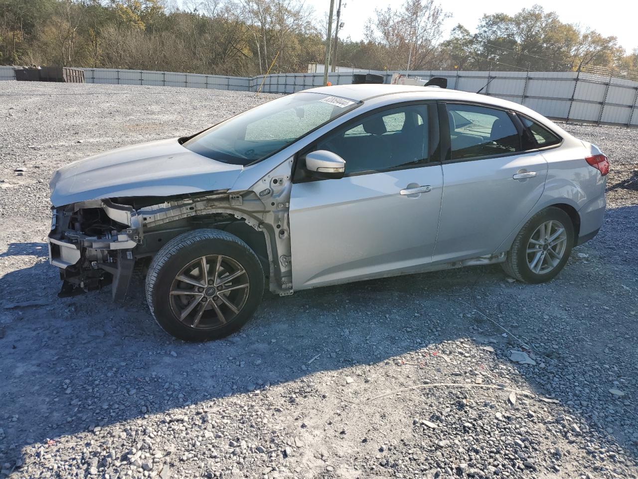 VIN 1FADP3F23GL236387 2016 FORD FOCUS no.1