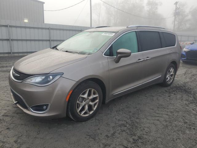  CHRYSLER PACIFICA 2017 tan