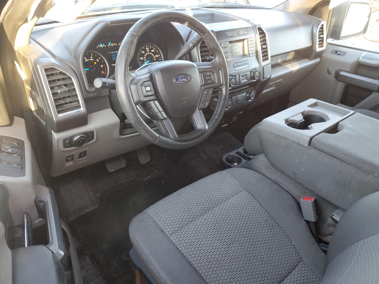 2016 Ford F-150 - Image 8