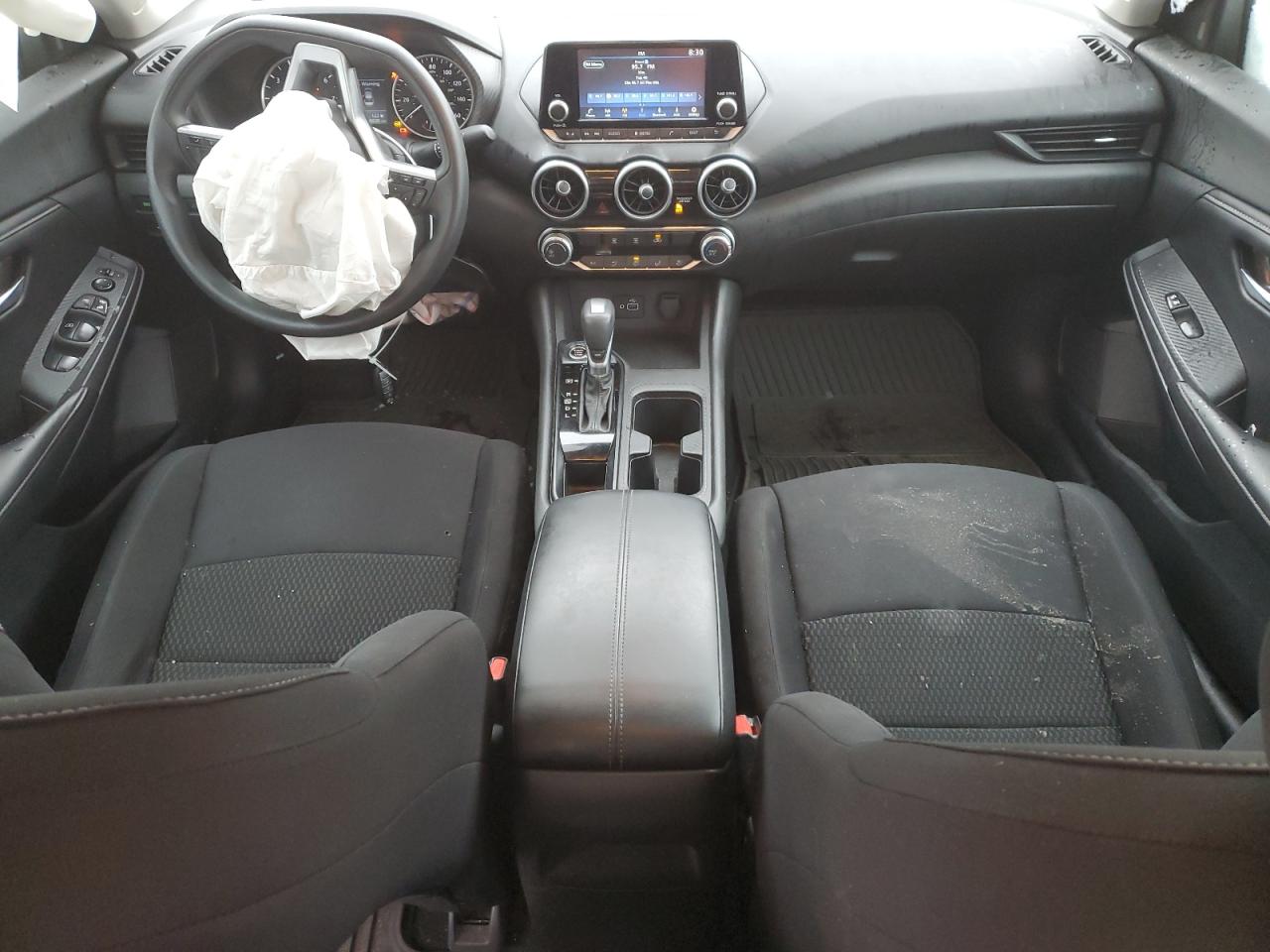 2022 Nissan Sentra - Image 8