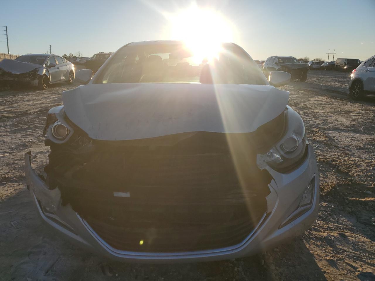 2015 Hyundai Elantra - Image 5