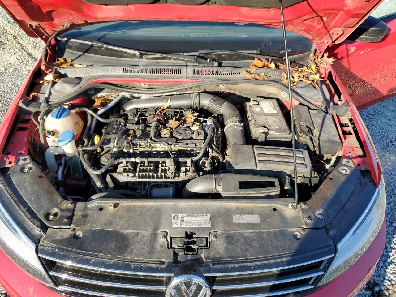2016 Volkswagen Jetta - Image 12