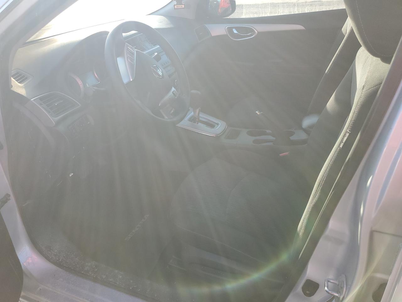 2014 Nissan Sentra - Image 7