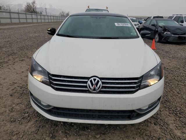  VOLKSWAGEN PASSAT 2014 Білий