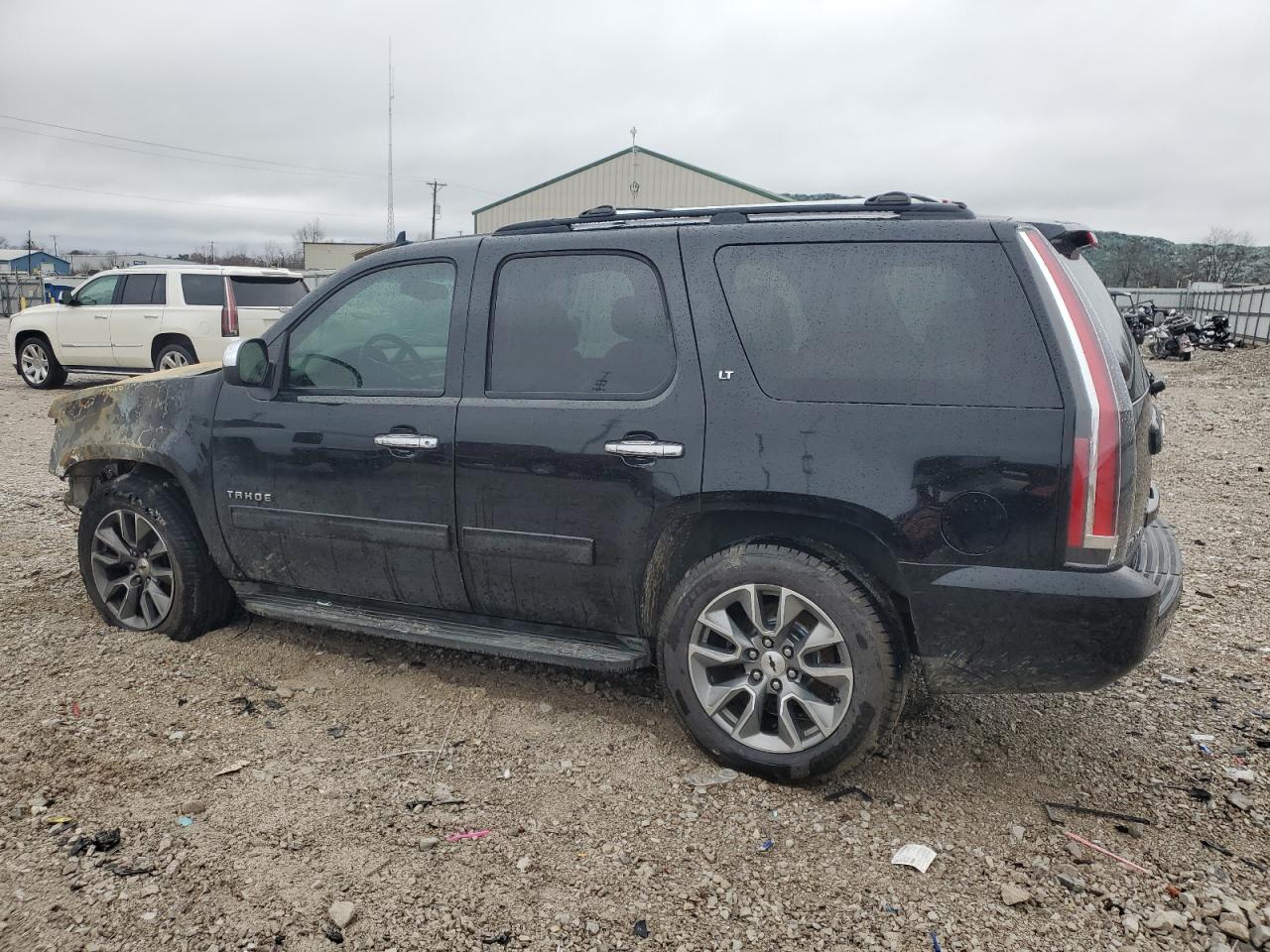 VIN 1GNSCBE04DR166163 2013 CHEVROLET TAHOE no.2