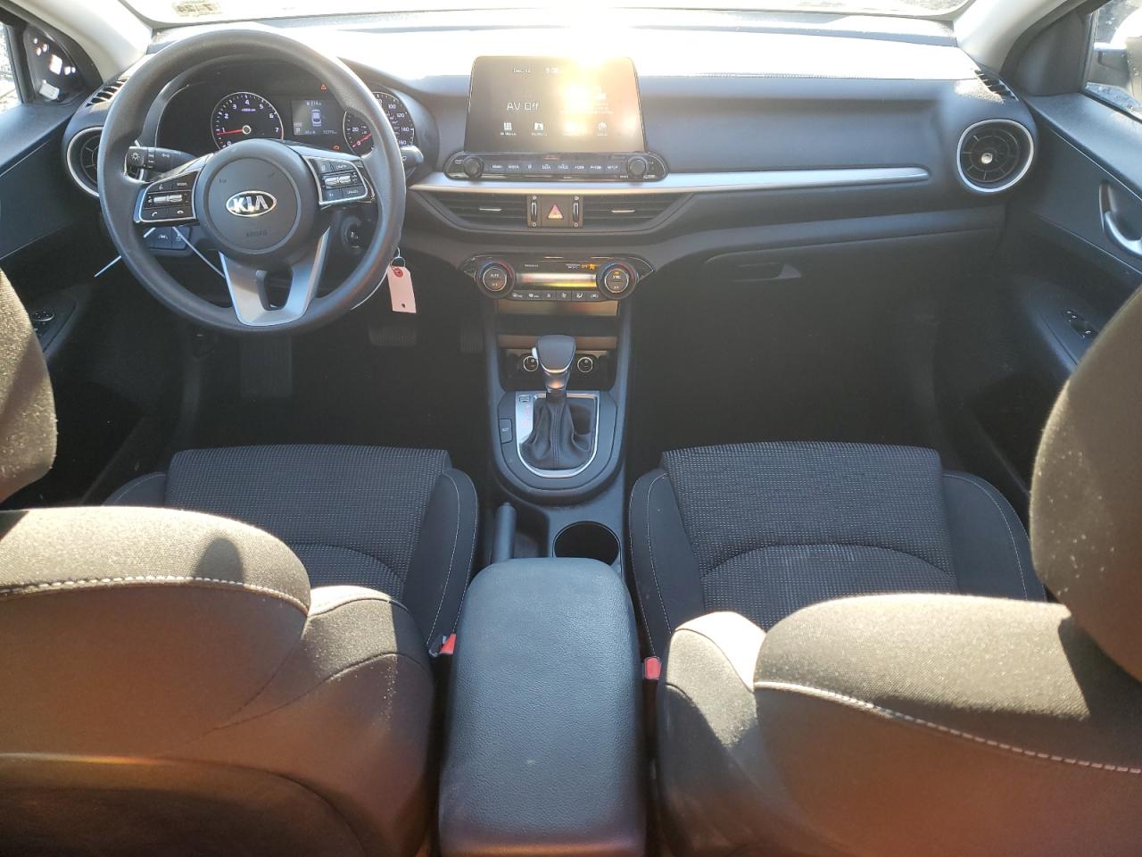 2019 Kia Forte - Image 8