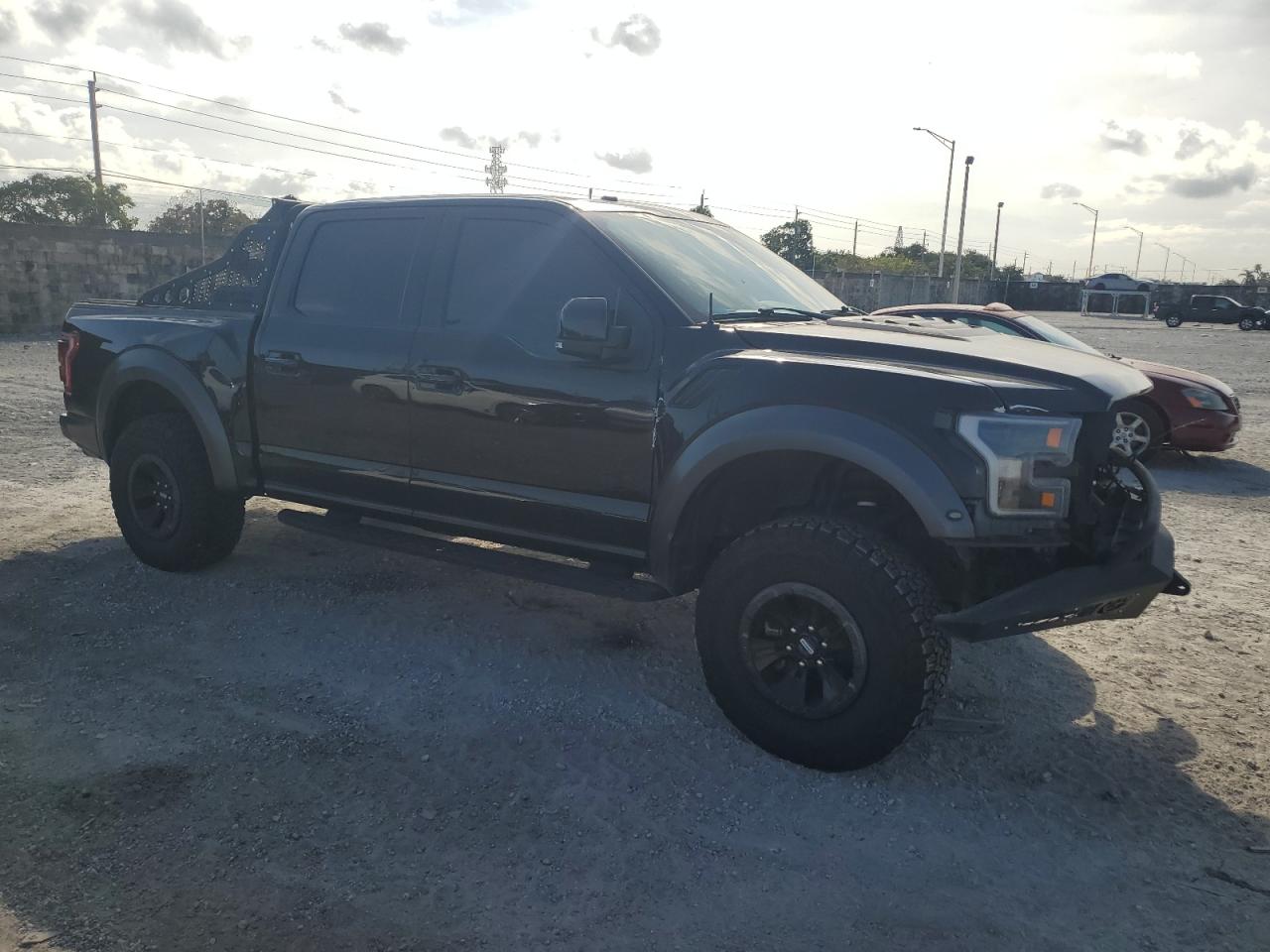 2018 Ford F-150 - Image 4