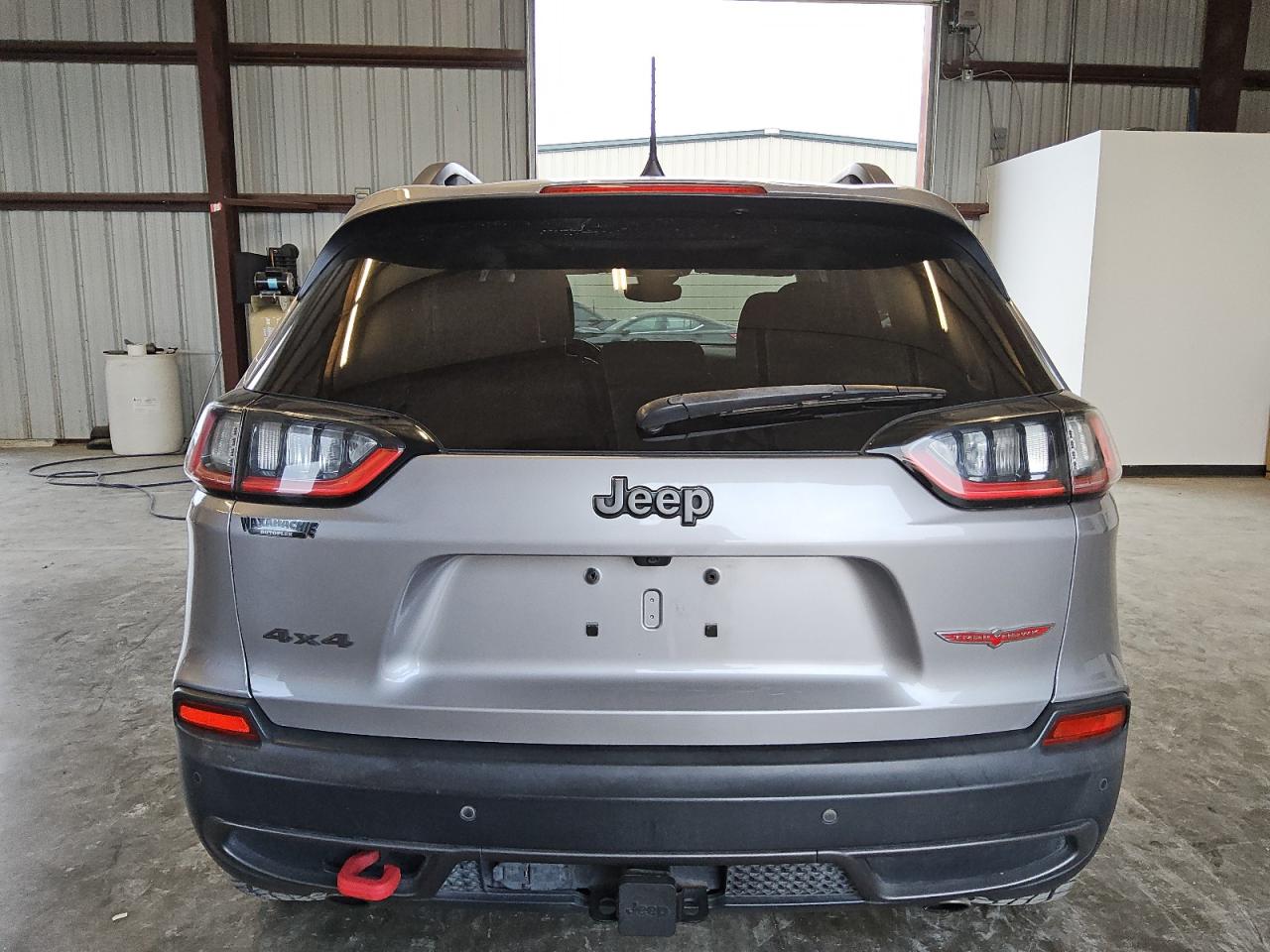 2019 Jeep Cherokee - Image 6