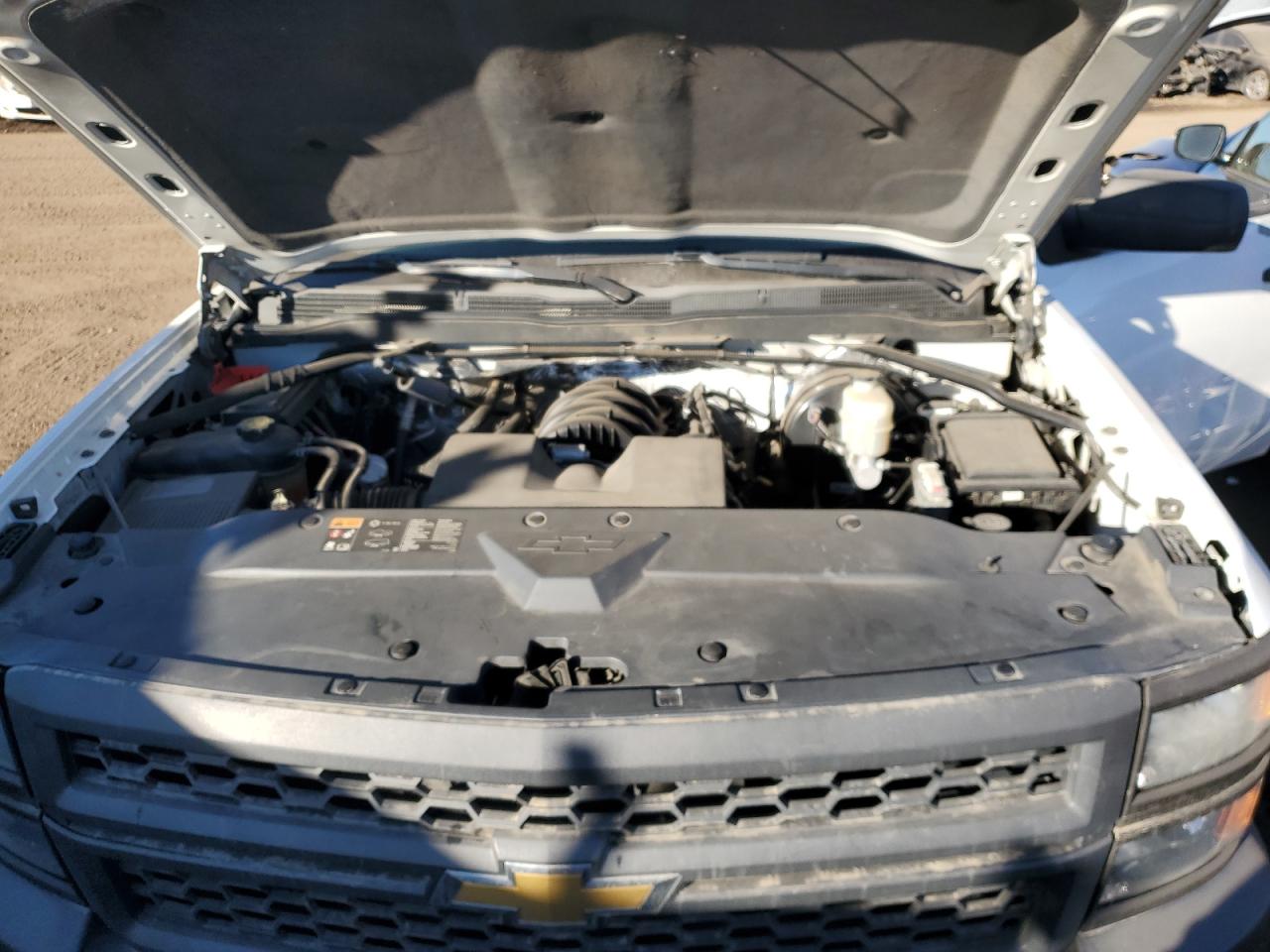 2014 Chevrolet Silverado - Image 11