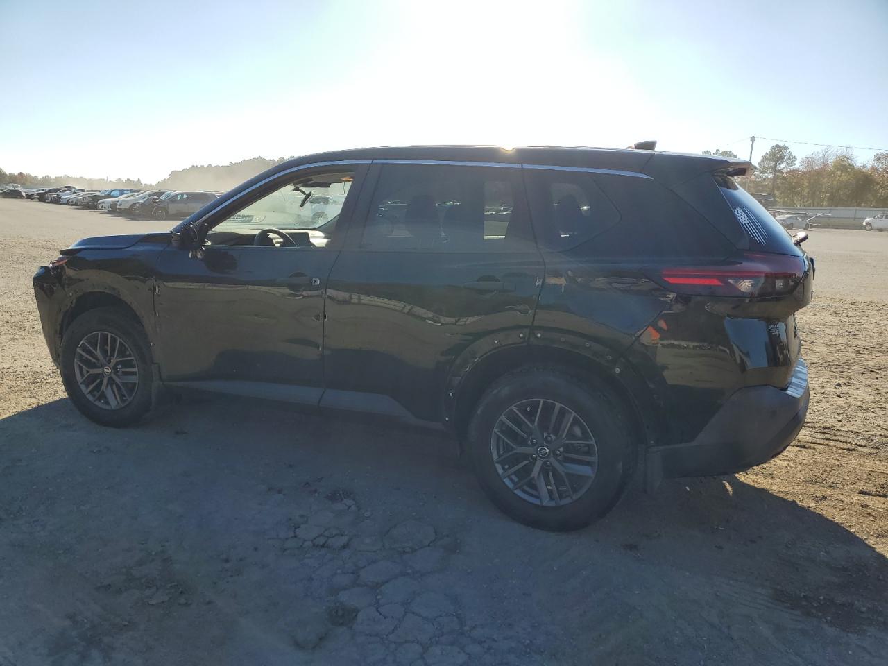 2021 Nissan Rogue - Image 2
