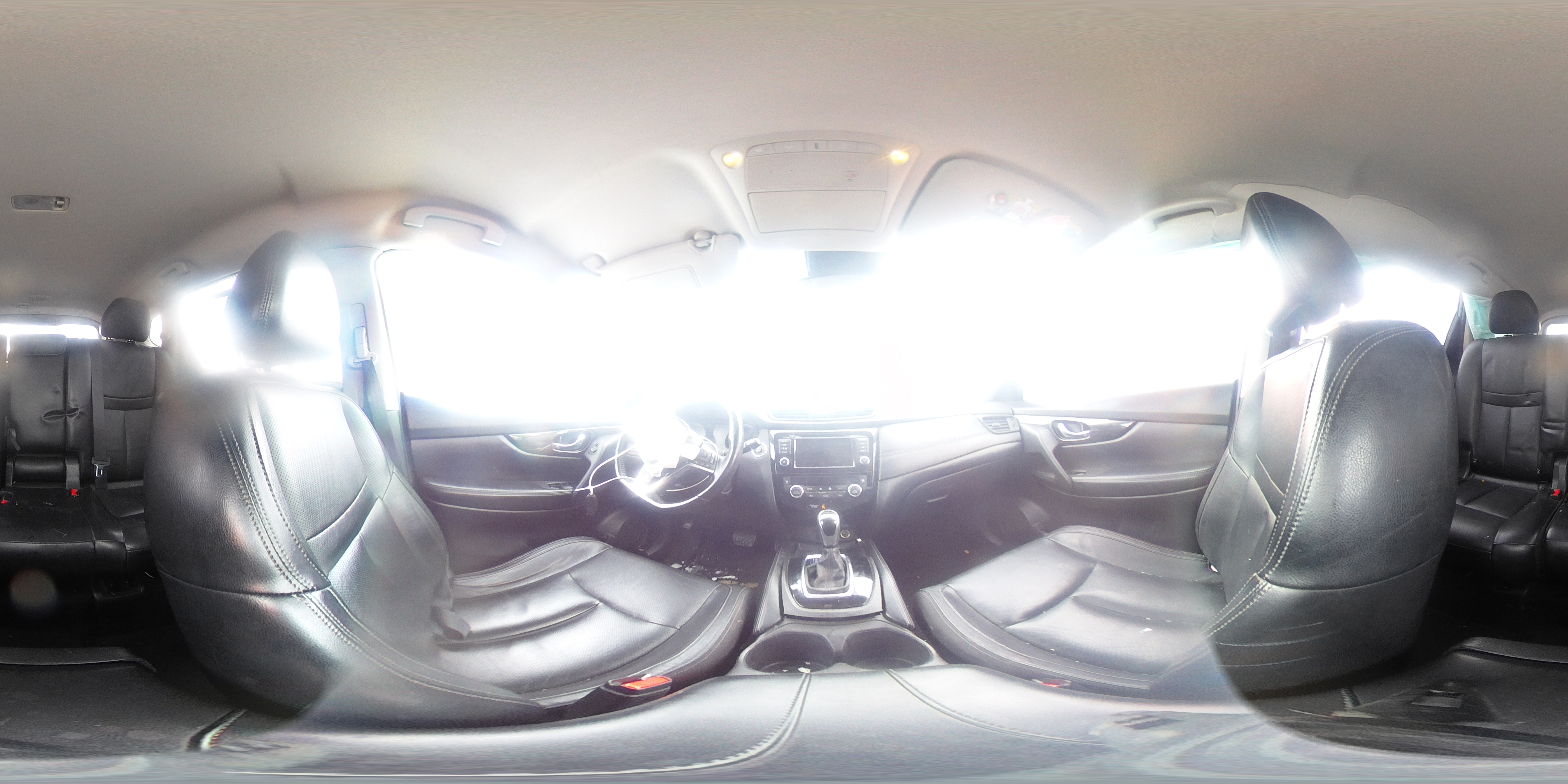 2018 Nissan Rogue - Image 13
