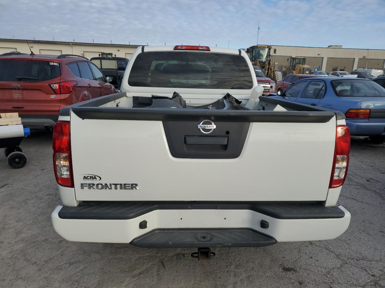 2017 Nissan Navara (Frontier) - Image 6
