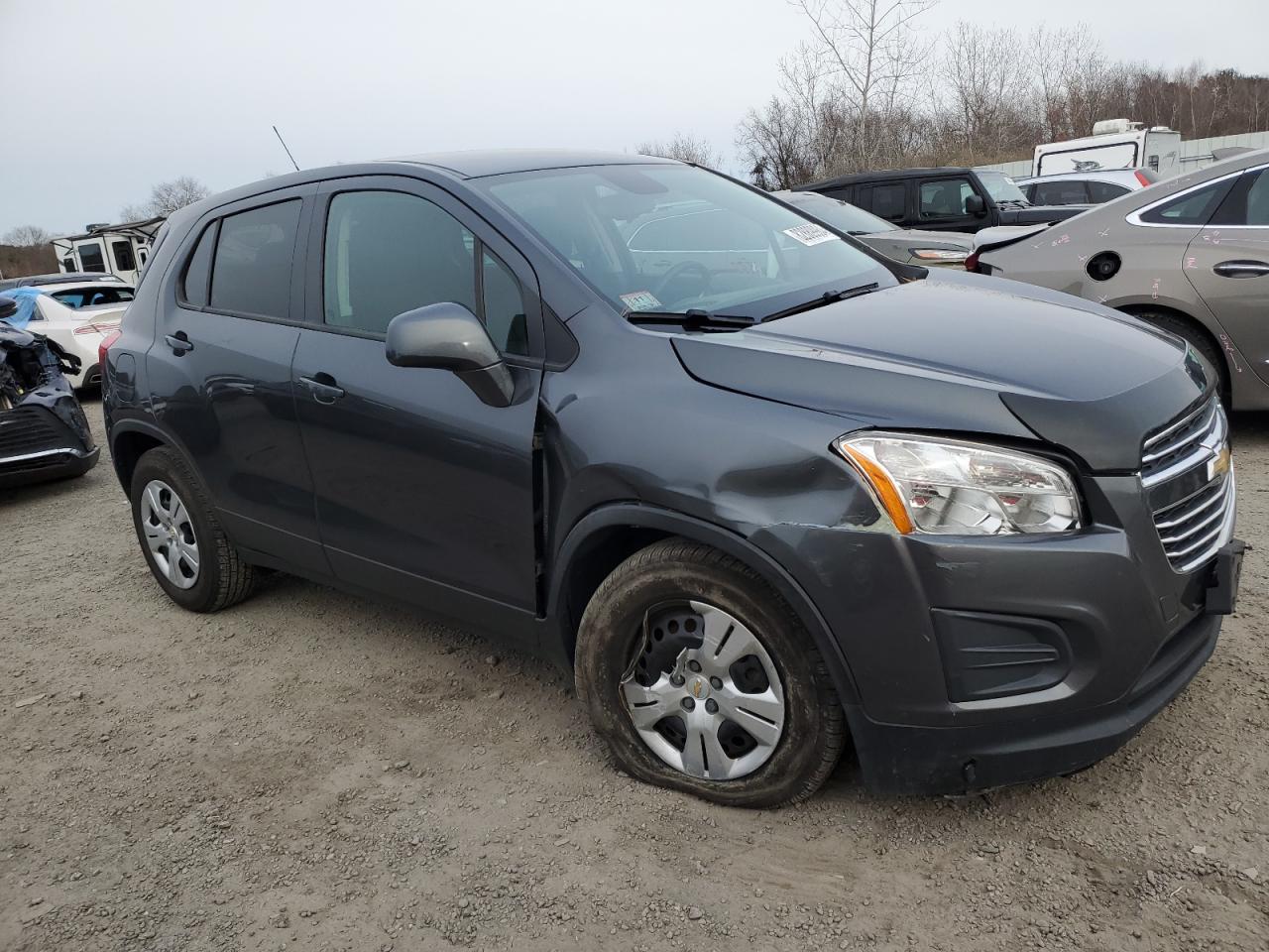 VIN 3GNCJKSB5GL265599 2016 CHEVROLET TRAX no.4