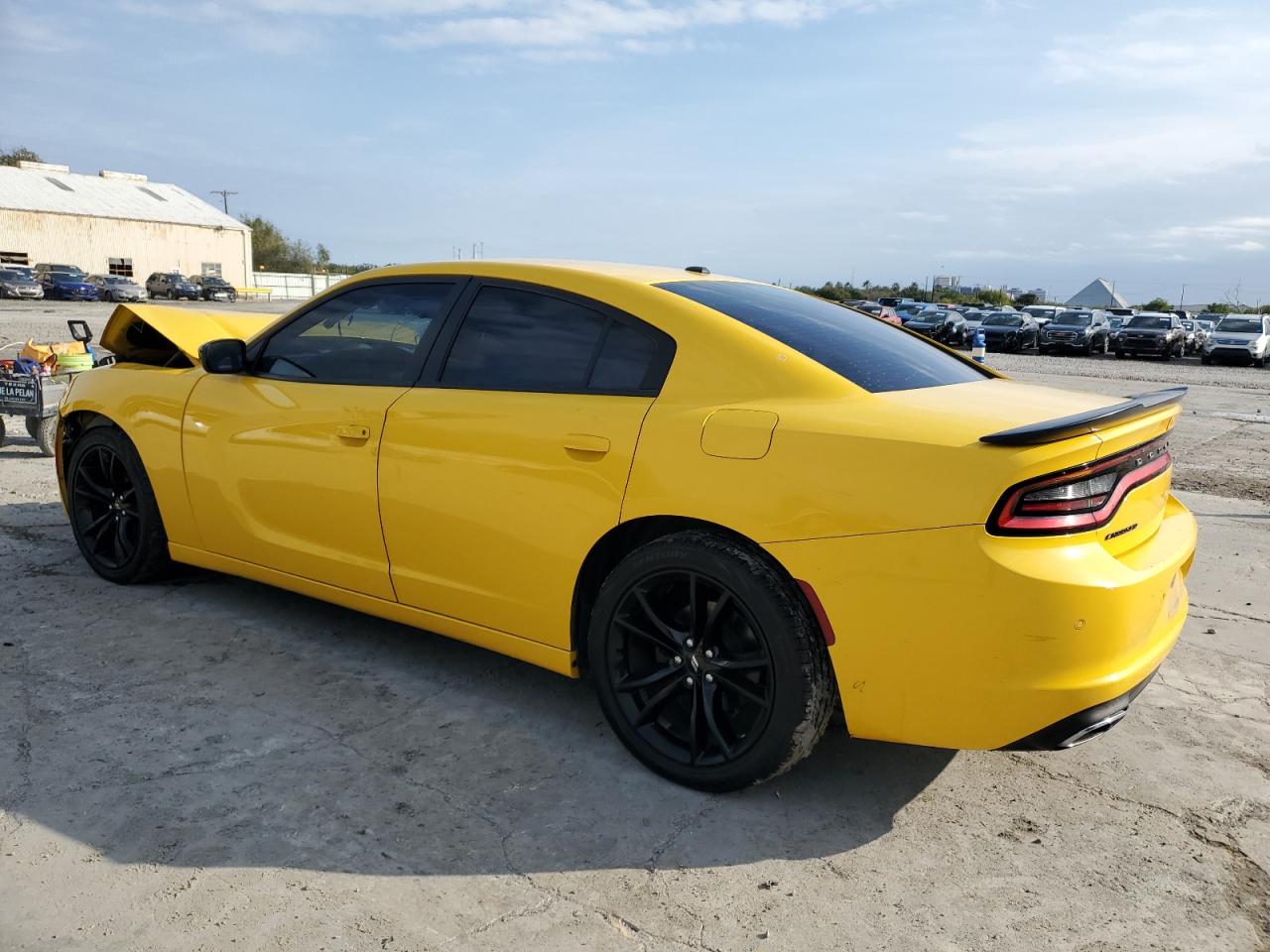 2018 Dodge Charger - Image 2