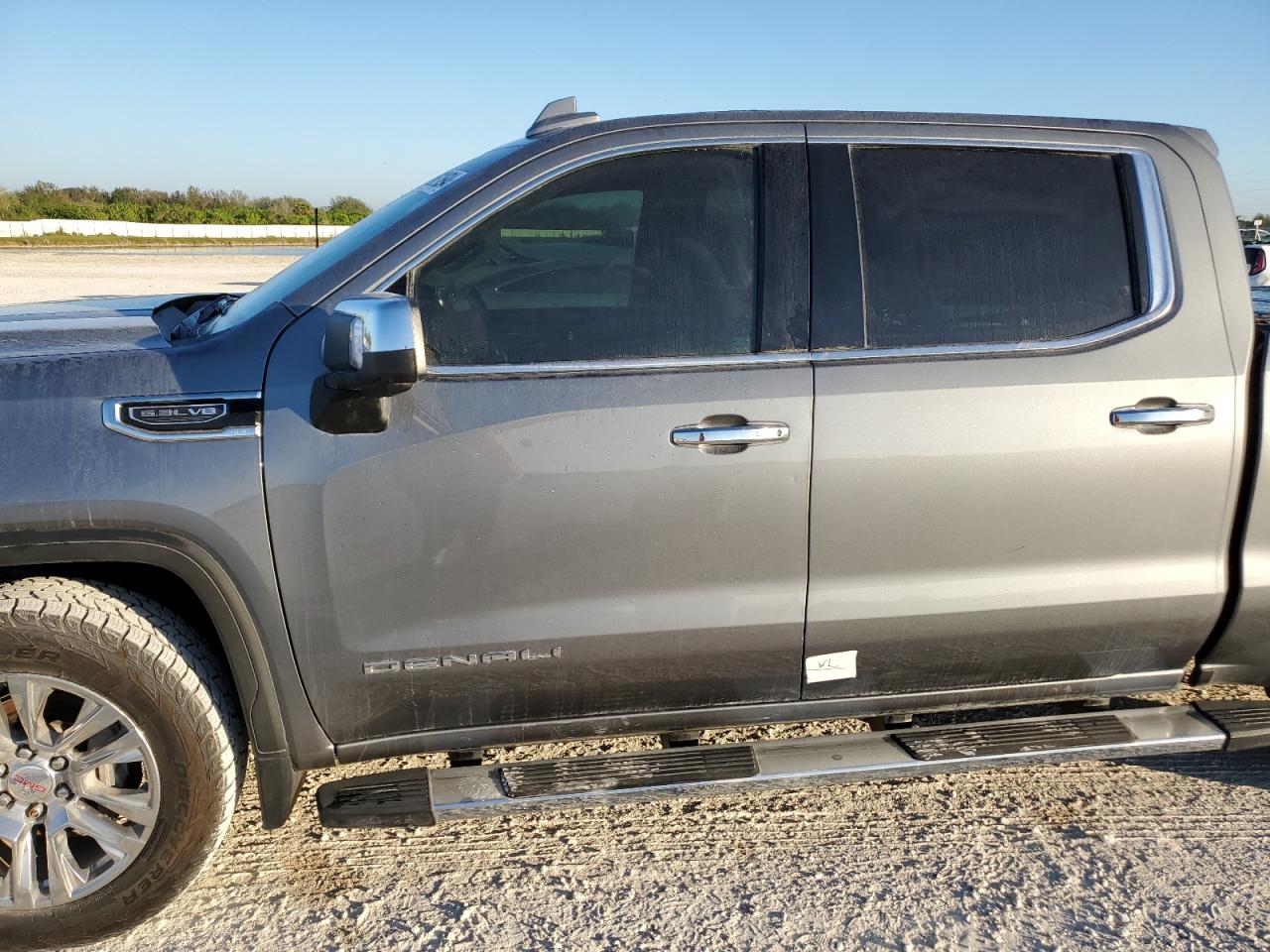 2020 GMC Sierra - Image 13