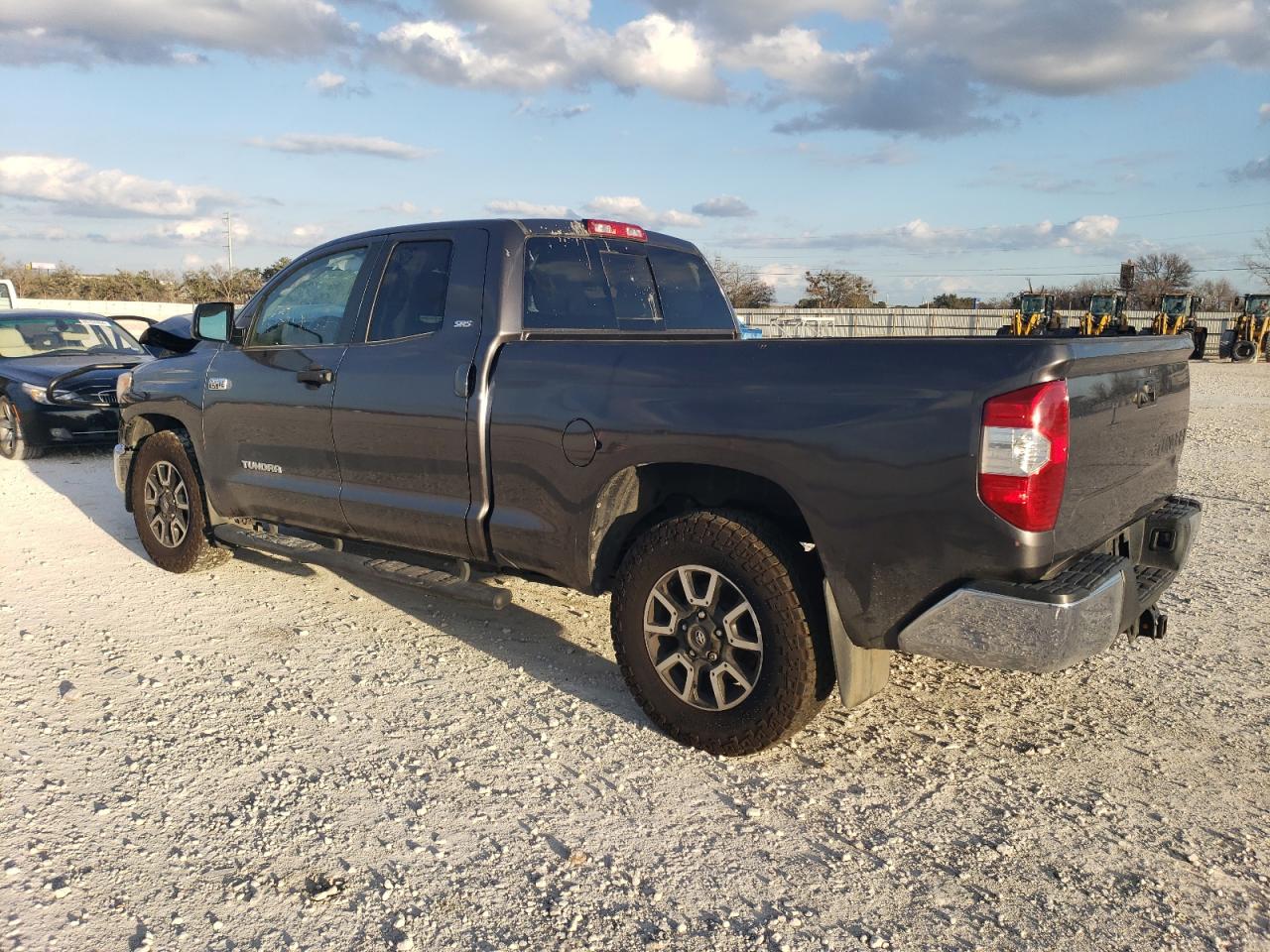 VIN 5TFRY5F18FX185895 2015 TOYOTA TUNDRA no.2