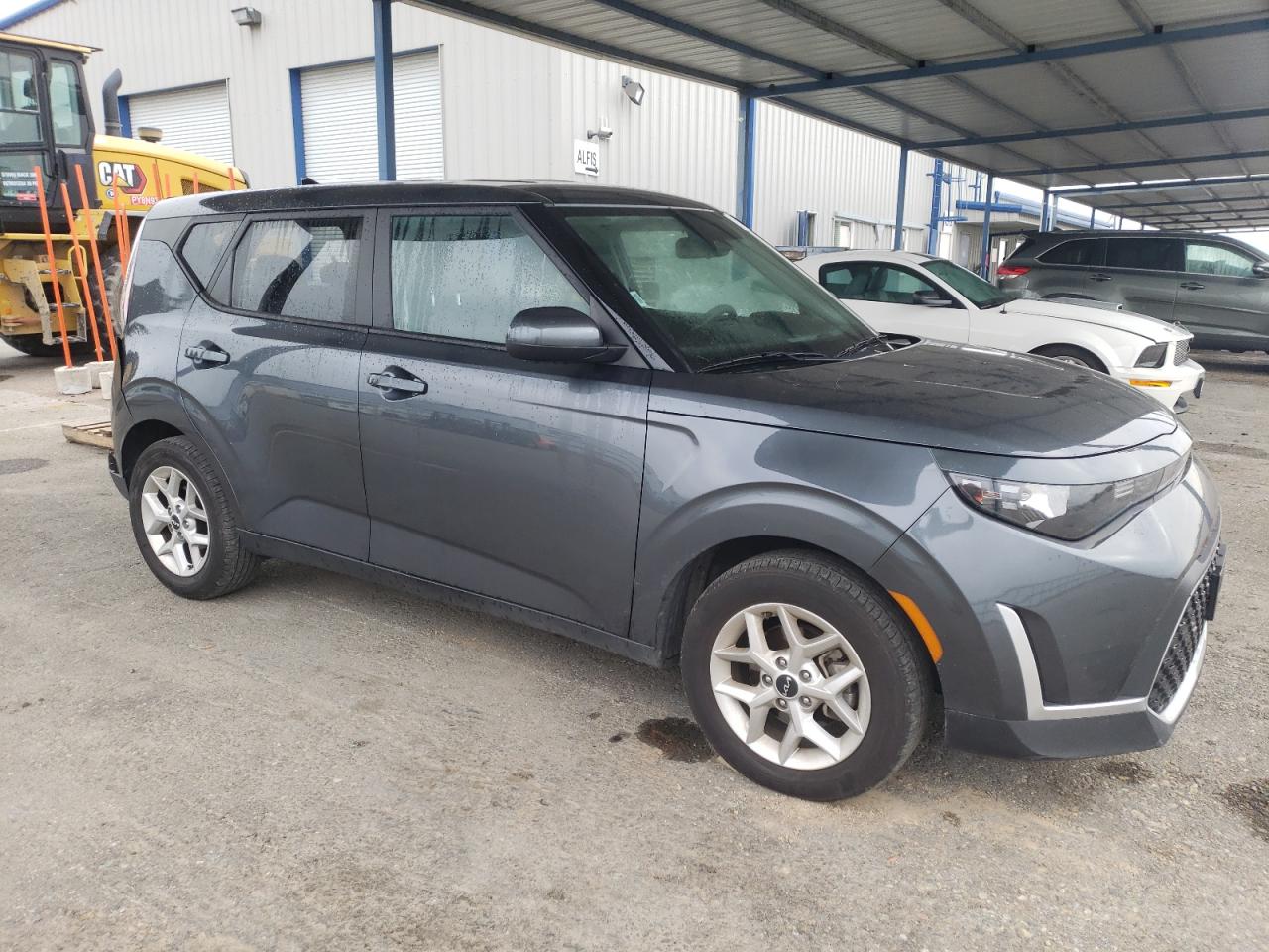 VIN KNDJ23AU5P7879563 2023 KIA SOUL no.4