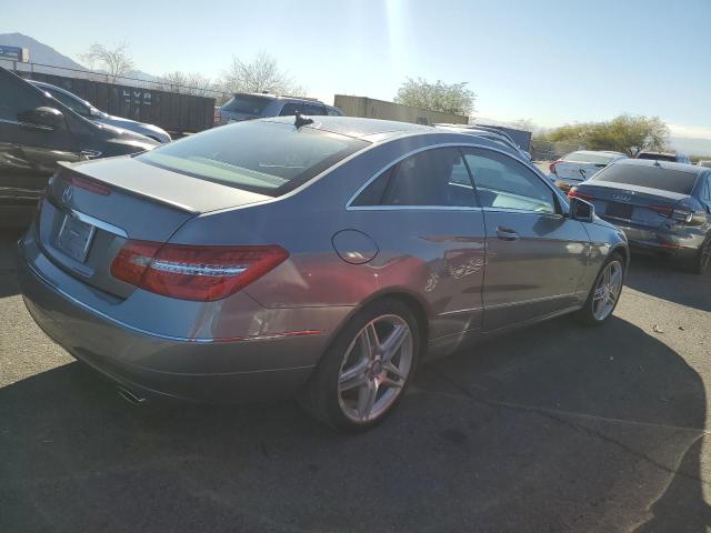  MERCEDES-BENZ E-CLASS 2012 Srebrny